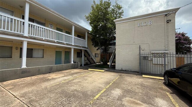 property at 1328 Bomar St
