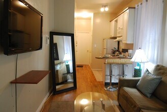 331 E 33rd St in New York, NY - Building Photo - Building Photo