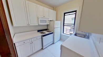 502-504 Amsterdam Avenue in New York, NY - Building Photo - Interior Photo