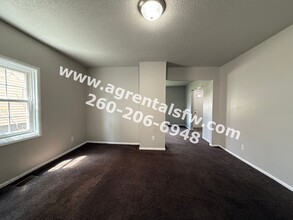 1614 E Wayne St in Fort Wayne, IN - Building Photo - Building Photo