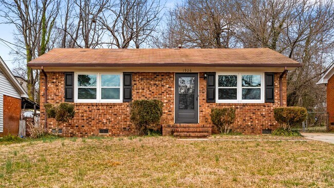 property at 1926 Lynette Dr