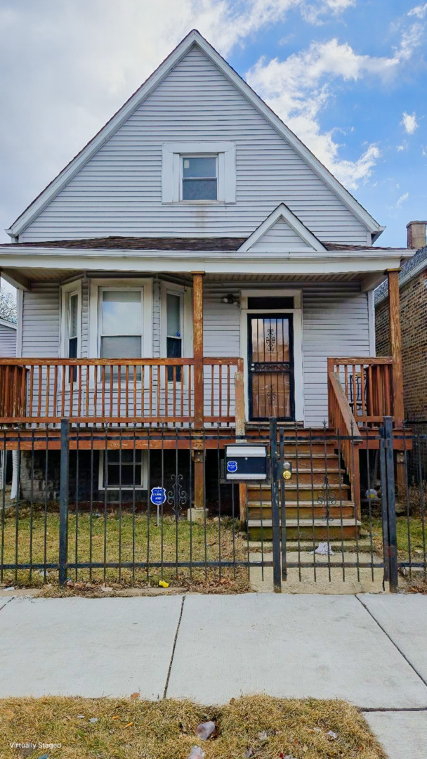 property at 907 W 71st St