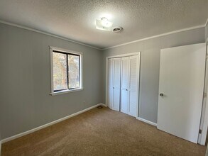 602 Clam Shell Dr in Kill Devil Hills, NC - Foto de edificio - Building Photo