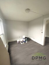 129 Hill St in Lansing, MI - Building Photo - Building Photo