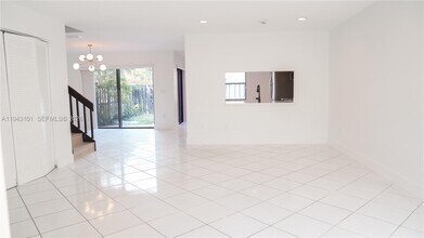 9023 SW 113th Pl Cir W in Miami, FL - Building Photo - Building Photo