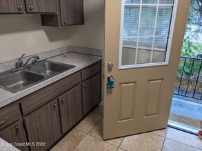 215 Knox McRae Dr in Titusville, FL - Building Photo - Building Photo