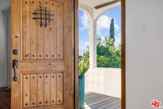 739 Isabel St in Los Angeles, CA - Building Photo - Building Photo