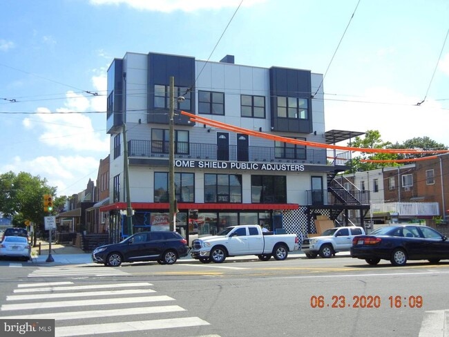 property at 2700 S 10th St