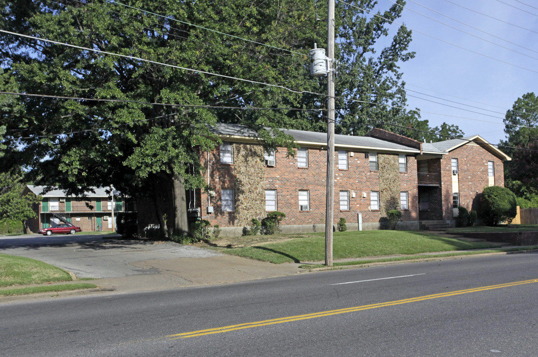 Pendleton Court Apartments in Memphis, TN - Building Photo