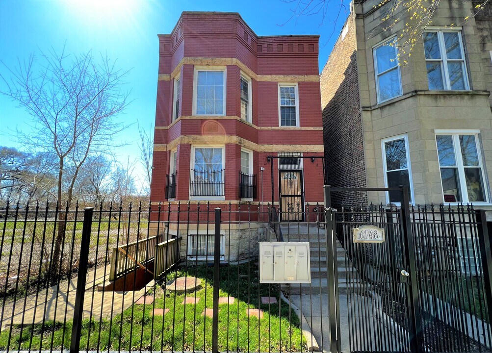 6148 S May St in Chicago, IL - Building Photo