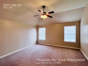 3005 Line Dr in Norman, OK - Building Photo - Building Photo