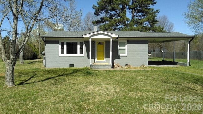 property at 408 W Sandy Ridge Rd