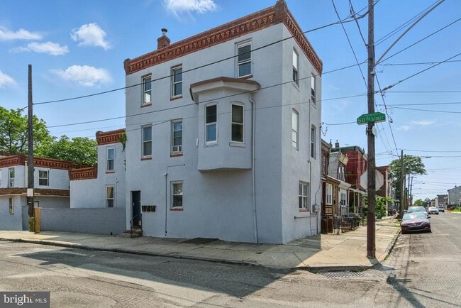 5000 Master St in Philadelphia, PA - Building Photo - Building Photo