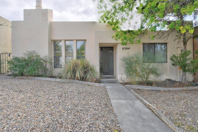 property at 8304 Della Rd NE