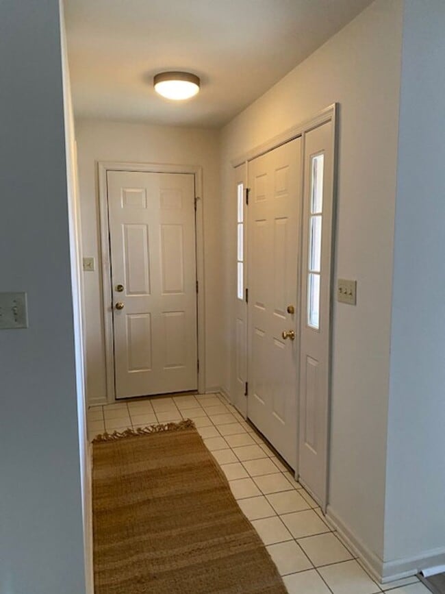 1844 Spring Ridge Ln in Lancaster, PA - Building Photo - Building Photo