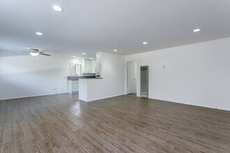 660 W Sierra Madre Blvd, Unit F in Sierra Madre, CA - Building Photo - Building Photo