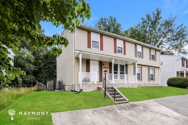 4801 Hawksbury Rd in Pikesville, MD - Building Photo - Building Photo
