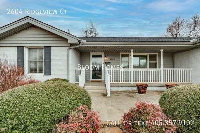 property at 2604 Ridgeview Ct