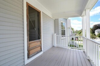 20 June St, Unit B in Worcester, MA - Building Photo - Building Photo