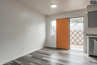 1108 E Fort Lowell Rd in Tucson, AZ - Building Photo - Building Photo
