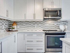 146 Sage Hill Grove NW in Calgary, AB - Building Photo - Building Photo