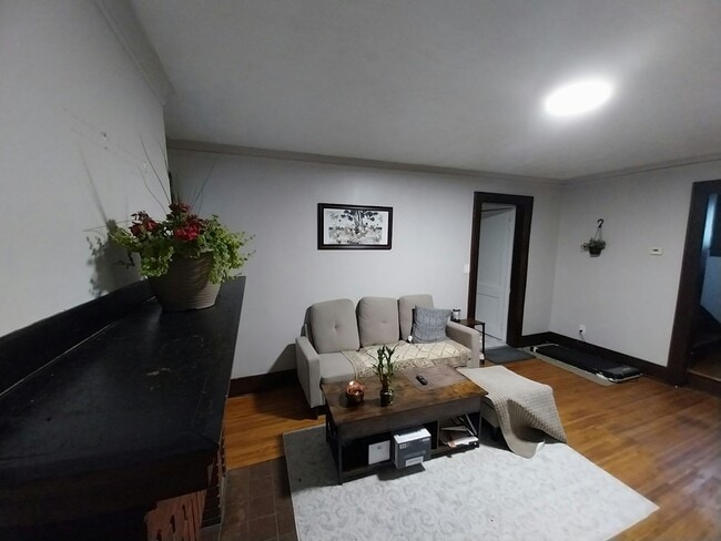 1181 S Plymouth Ave in Rochester, NY - Building Photo - Building Photo