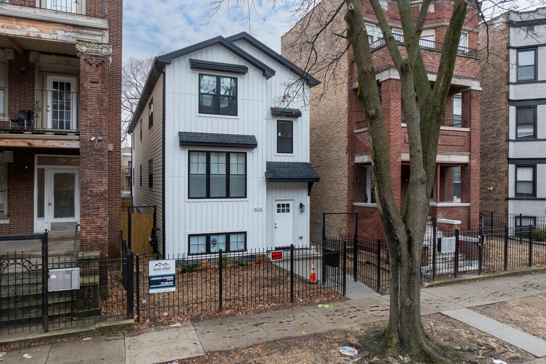 6126 Eberhart ave in Chicago, IL - Building Photo