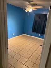 704 S 17th St in Kingsville, TX - Building Photo - Building Photo