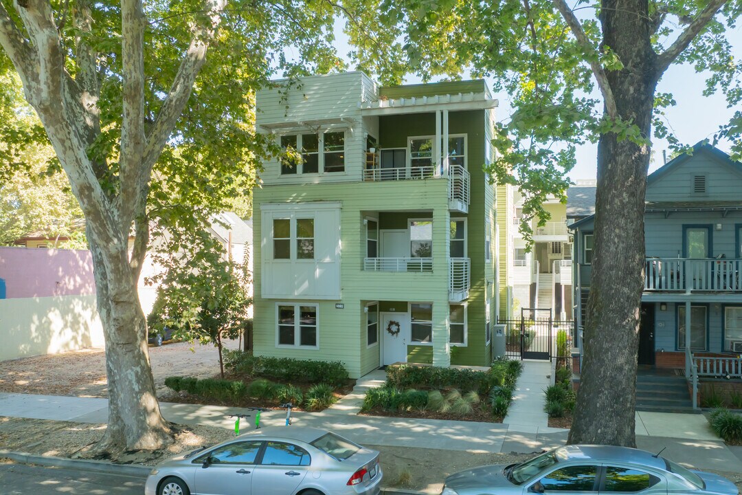519 T St in Sacramento, CA - Building Photo
