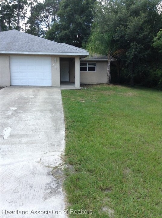 214 Pigeon Ave in Sebring, FL - Building Photo