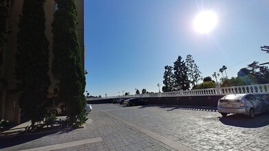 Carmel Heights in Los Angeles, CA - Foto de edificio - Building Photo