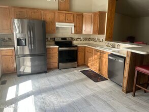2424 W Cholla St in Apache Junction, AZ - Building Photo - Building Photo