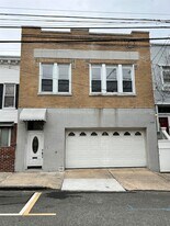 326 70th St in Guttenberg, NJ - Building Photo