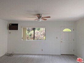 3988 Moore St in Los Angeles, CA - Building Photo