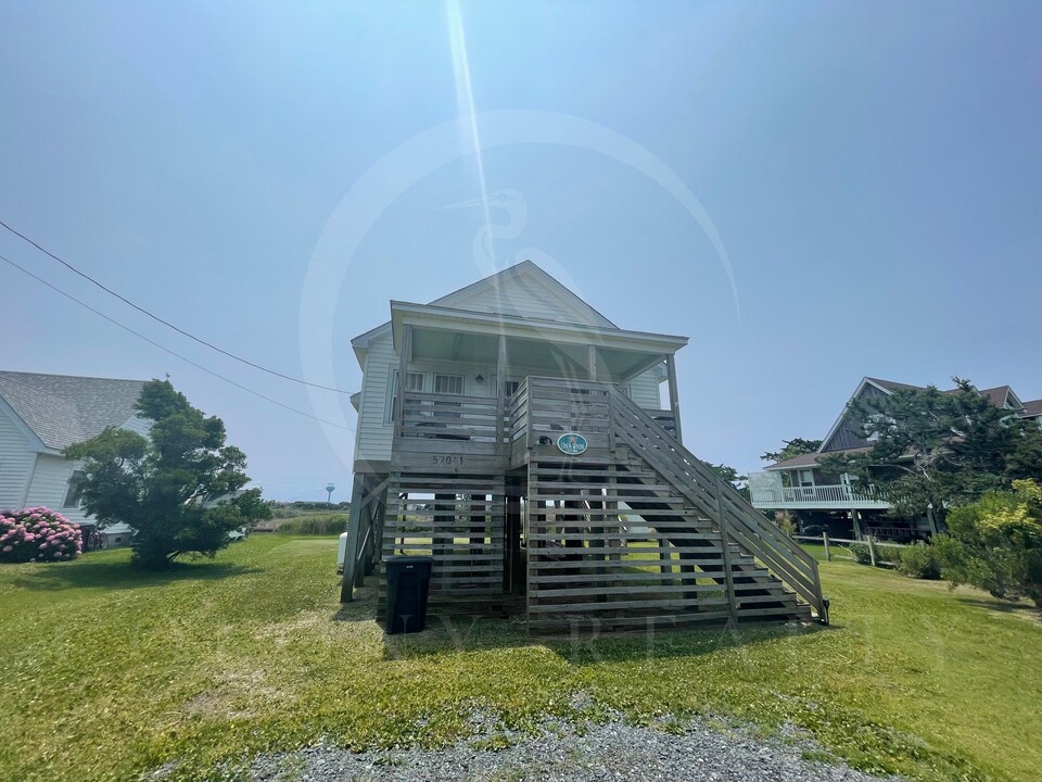 57091 Kohler Dr in Hatteras, NC - Building Photo