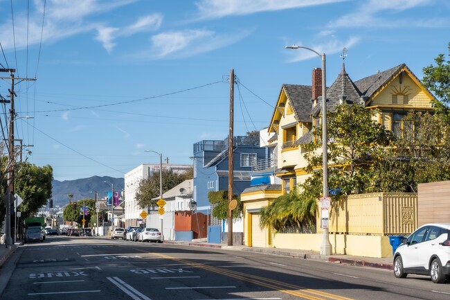 510 Pacific Ave in Los Angeles, CA - Building Photo - Building Photo