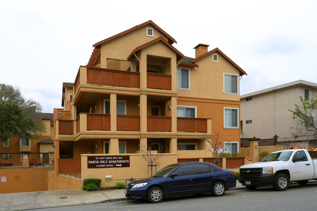 Santa Inez Apartments in San Mateo, CA - Foto de edificio