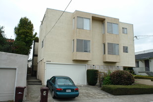 1009 Kains Ave Apartments