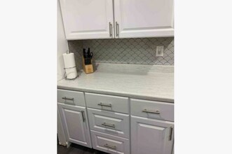 3834 Kensingwood Trce in Decatur, GA - Foto de edificio - Building Photo