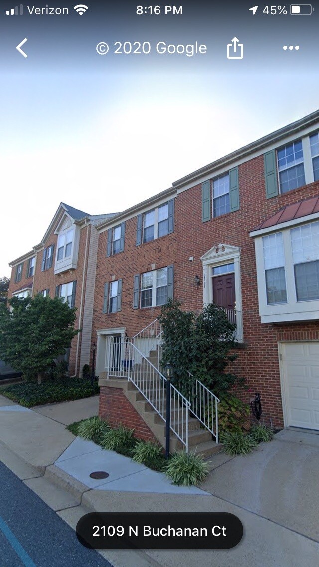 2109 N Buchanan Ct Rentals in Arlington, VA