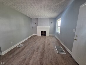 3018 Graceland Ave in Indianapolis, IN - Building Photo - Building Photo