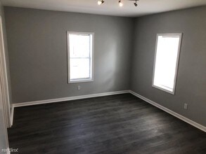 1905 Brainard Ave-Unit -Unit 2 in Cleveland, OH - Building Photo - Building Photo