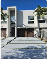 2275 SE 7th St in Pompano Beach, FL - Building Photo