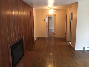 8 Kenny Ct, Unit 10 in Milford, OH - Building Photo - Building Photo