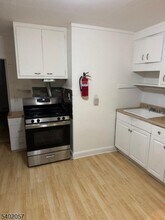 122 N 8th St in Hawthorne, NJ - Building Photo - Building Photo