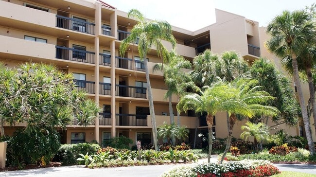 600 Egret Cir, Unit 7205 in Delray Beach, FL - Building Photo - Building Photo