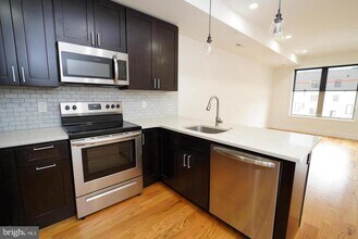 2015 N 5th St in Philadelphia, PA - Building Photo - Building Photo