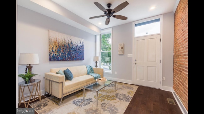 property at 9 E Fort Ave