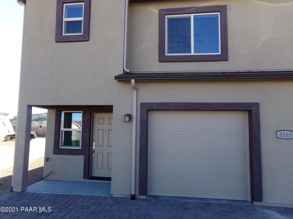 3165 N Greg Dr in Prescott Valley, AZ - Building Photo