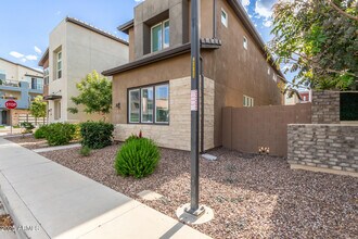 1310 N Zane Dr in Chandler, AZ - Building Photo - Building Photo